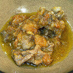 A e B - 蝦夷豚の内臓煮込み