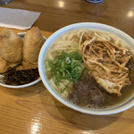 久留米荘 - 肉ごぼううどんといなり