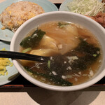 寿楽 - わんたんスープ