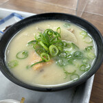 銀シャリ屋 ゲコ亭 - 鮭のかす汁