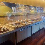 日本橋浅田 - 小鉢なので取りやすい