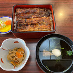 寿々喜 - 赤重！変わっているのは切り干し大根が付いていること！