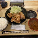 唐揚げ専門店 から揚げまる - からまる唐揚げ定食300g¥840