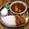 Curry House カリー座 - パキスタンとカシミールのあいがけカリー+カシミール専用トッピングSET(半熟卵・パクチー小・チーズ小)