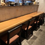 蕎麦酒場 玄杜亭 - カウンター席　おひとり様でもゆっくりお過ごしいただけます