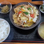 Shou fuku - 肉野菜炒め定食700円