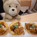 餃子とカレーザンギの店 点心札幌 - 照り焼きチキン風ピザ