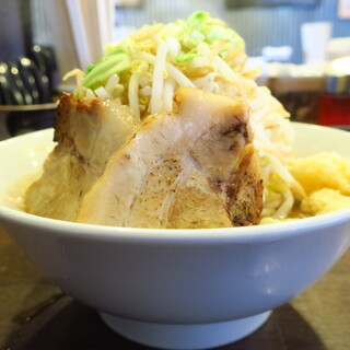 中華そば 山ねこ_1