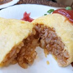 レスト喫茶店 - 卵がふんわり、チキンライスしっとり