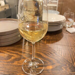 DARIO - グラスワイン白¥800