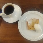 Kafe Ore! Suitenguu - コーヒーと黒糖バナナケーキ