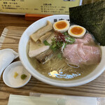 Menya Haruka - 淡麗塩麺