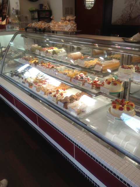 ブルシェ洋菓子店 本店 Patisserie Bourcher 名谷 ケーキ 食べログ