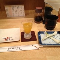 里葉亭 - 食前酒とお通しのエシャロット