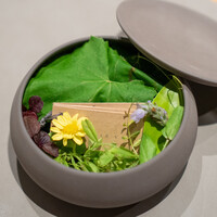 TROIS VISAGES - メニュー