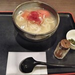 とん八 - 期間限定海鮮韓国風うどん