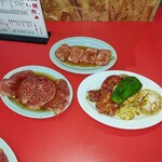 焼肉 フジサン 甚目寺工場店 - 