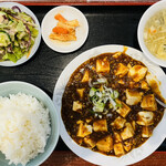 中華料理餃子の屋台 - 