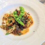 La Brianza - 徳島県マグロラグーカヴァテッリアーティチョークのパリパリスナップエンドウ。アーティチョークのパリパリが歯ざわり楽しくしっかりした味わいラグーに軽快感☆