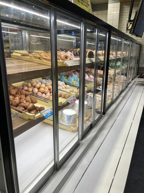 mister Donut Ito Yokado Hikifune Shop photo 4