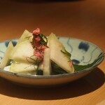 炭火焼き鳥 鶏尽 花れ - 【過去メニュー】コールラビと桜の浅漬け