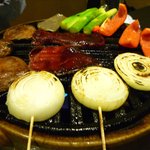 おばんざい くじら亭 - ゲイジスカン鍋、そして くじら肉