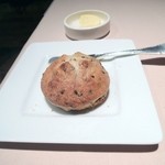 ファンベック・ナオト - おかわりのパンは、胡麻が練りこんでありました。