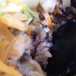 松葉茶屋 - 地場産の黒米入りです