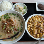 香満園 - ランチの麻婆豆腐に台湾豚骨ラーメンに変更