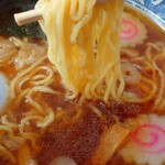伊勢屋 - 麺リフト