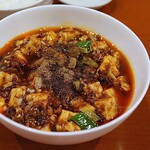 中菜Labo.朝陽 - 最強麻婆豆府(1,000円)
            サラダ･ご飯･デザート付き