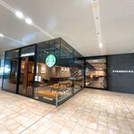 STARBUCKS COFFEE - 外観