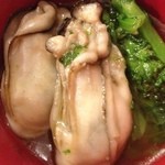 マチェレリーアディタケウチ - 牡蠣のアヒージョ。プリプリ。残ったオイルをパンにつけて食べると最高