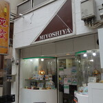 Miyoshiya - 