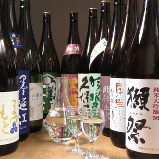 包括超人气獭祭的30种日本酒，共70种单品无限畅饮1980日元