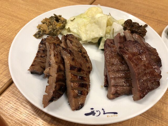 利久 石巻山下店 - 陸前山下（牛タン）の写真