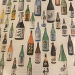 Izakaya Ajisankai - 日本酒だけで350本から400本の在庫を管理しているとのこと。