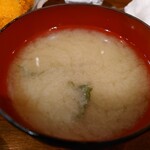 津軽海峡を渡って来た男 あきら - ワカメの味噌汁。出汁が利いてます。