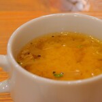 ログ キャビン - 付属のオニオンスープ