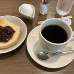 BELL's cafe															 - レギュラーコーヒー 小倉トースト ゆでたまご
