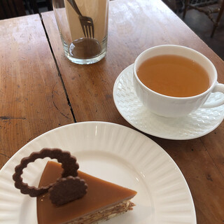 抱 le four sous les toits_1