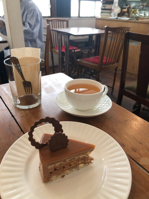 Ho le four sous les toits