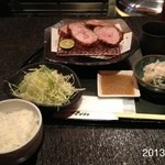 とんかつ マンジェ - 特ヘレとんかつ定食1650円美味しいd(^_^o)2013.2.24(日)13時訪問、二時間待ち>_<