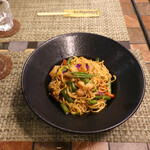 CAFE YANAGIYA - Oriental Chow Mein