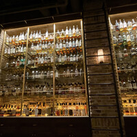TOKYO Whisky Library - 