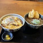 てんとろ - カツ丼並600円＋鶏天そば700円