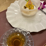 トゥ・ラ・ジョア イズム - 