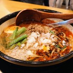 味噌ラーメン専門店 日月堂 - 味噌担々麺　並¥900　+背脂少
            Miso-Tantan