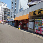 信濃路 - 大弘軒も準備中の時間