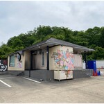 俺のラーメン あっぱれ屋 - 大通りにはケツ向けてます